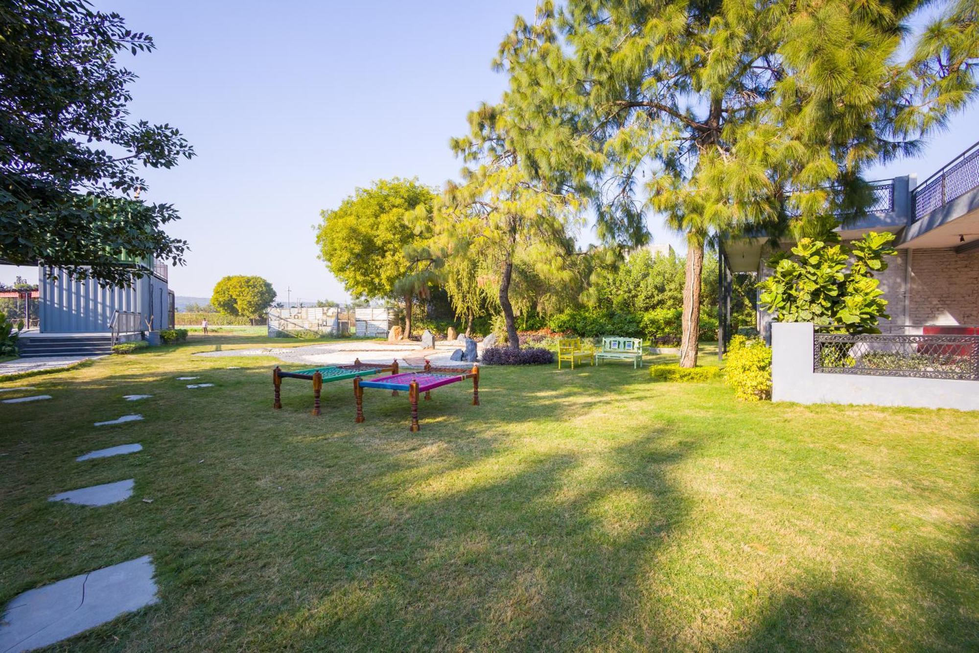 Elivaas Hidden Oasis 4Bhk With Pool, Mud House & Container House Vila Dhauj Exterior foto