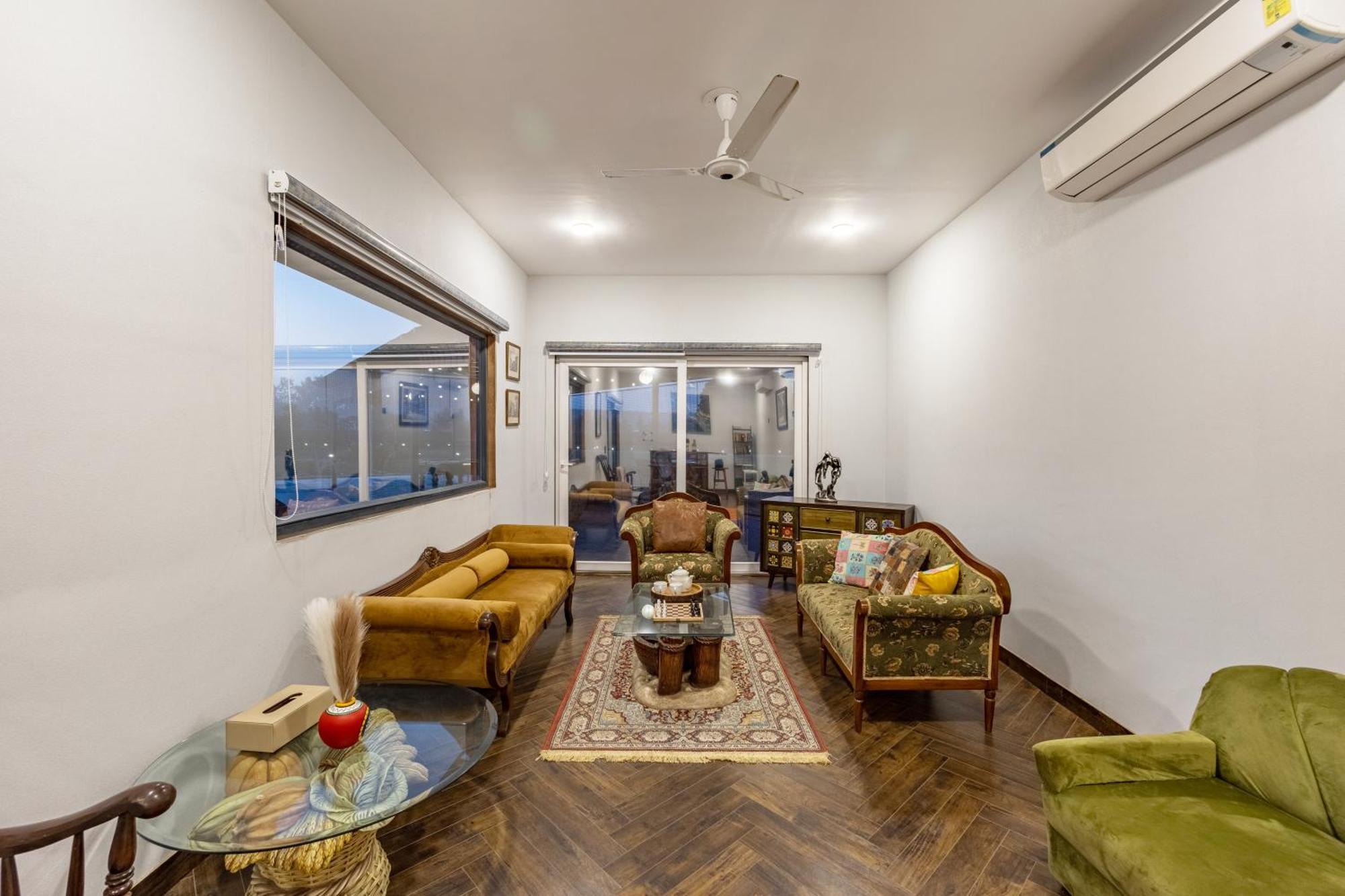 Elivaas Hidden Oasis 4Bhk With Pool, Mud House & Container House Vila Dhauj Exterior foto