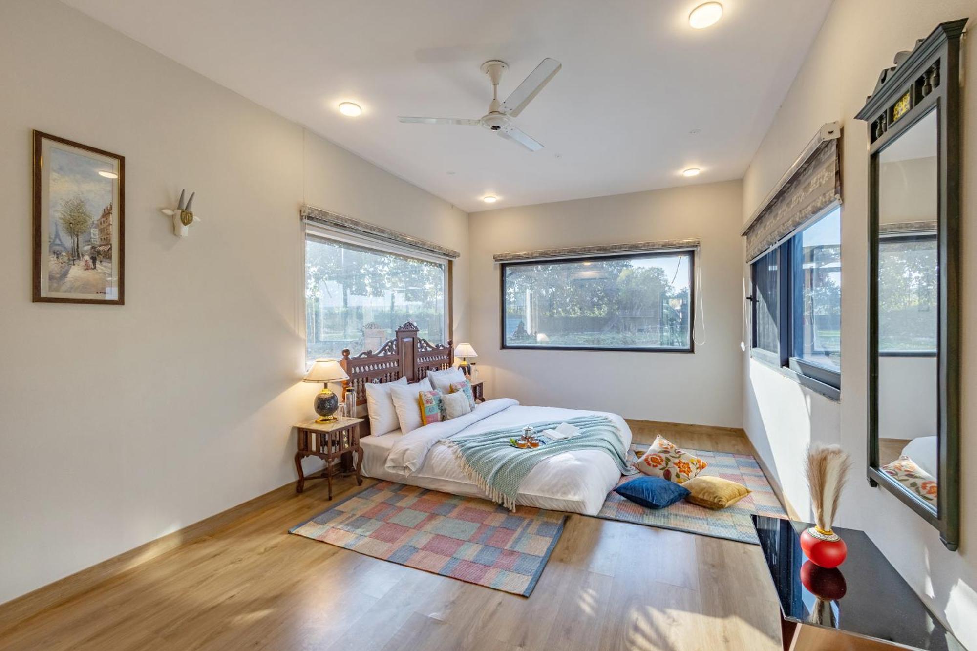 Elivaas Hidden Oasis 4Bhk With Pool, Mud House & Container House Vila Dhauj Exterior foto
